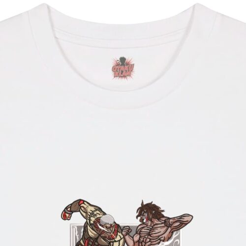 Camiseta Blanca Detalle Duelo de Titanes - Eren Yeager & Reiner Braun Duelo de Titanes - Eren Yeager & Reiner Braun