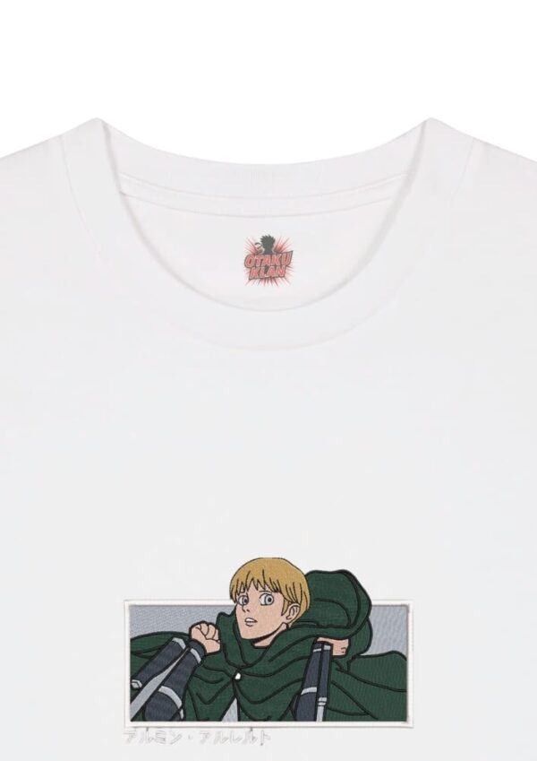 Camiseta Blanca Detalle La Mente del Muro - Armin Arlert La Mente del Muro - Armin Arlert