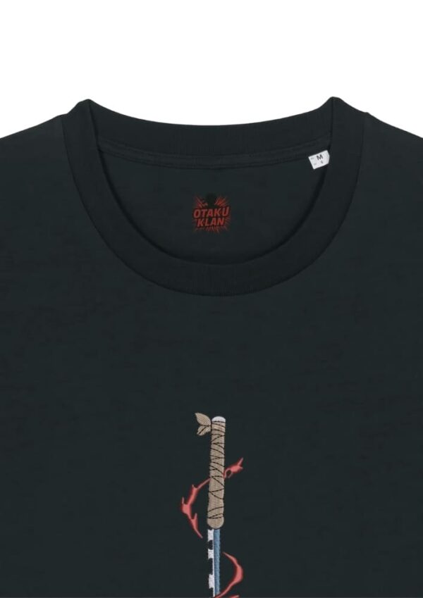 Camiseta Negra Detalle Espada Filo Bestial Espada Filo Bestial