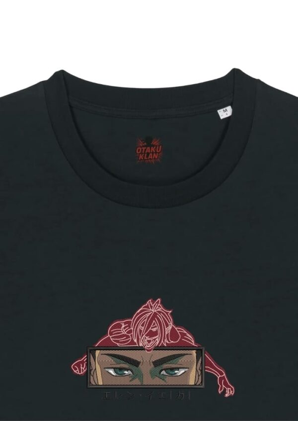Camiseta Negra Detalle Titán Gaze - Eren Yeager Titán Gaze - Eren Yeager
