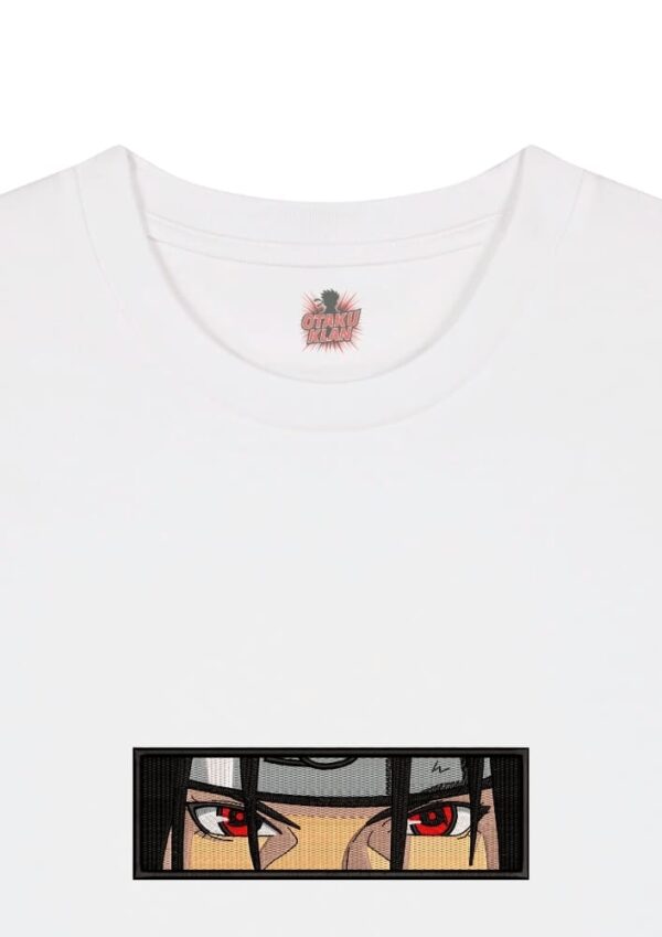 Camiseta Blanca Detalle Itachi Eyes - Itachi Uchiha Itachi Eyes - Itachi Uchiha