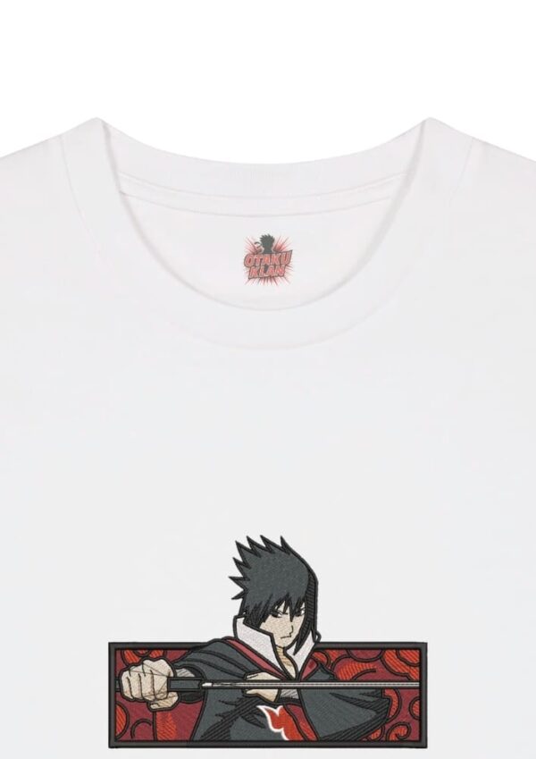 Camiseta Blanca Detalle Sasuke Espada Akatsuki - Sasuke Uchiha Sasuke Espada Akatsuki - Sasuke Uchiha