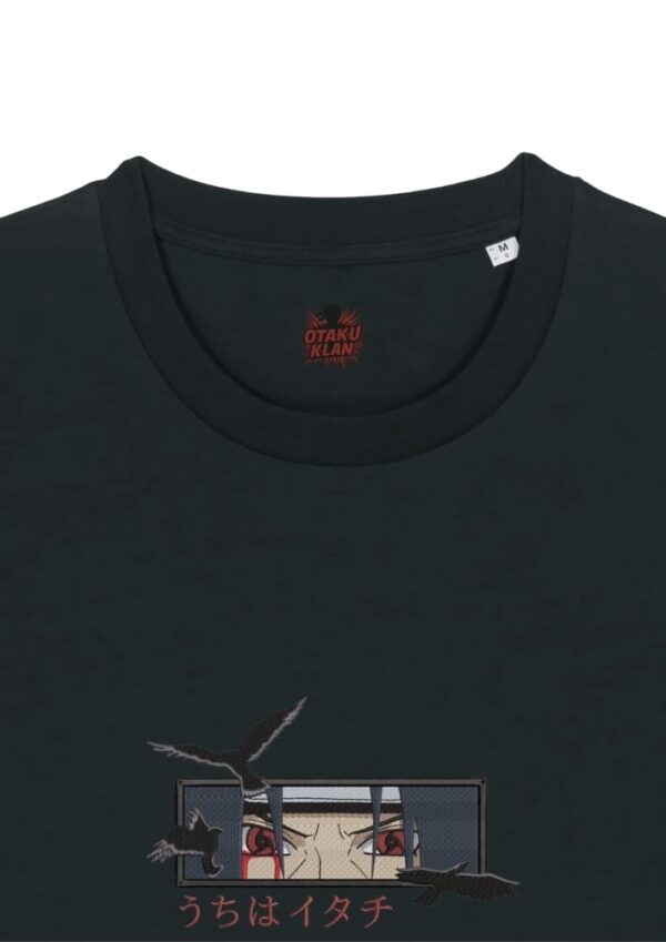 Camiseta Negra Detalle Sharingan Ravens - Itachi Uchiha Sharingan Ravens - Itachi Uchiha