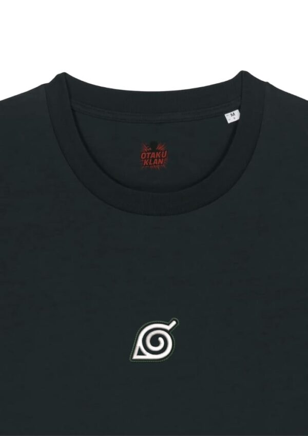 Camiseta Negra Detalle Símbolo de la Hoja Símbolo de la Hoja